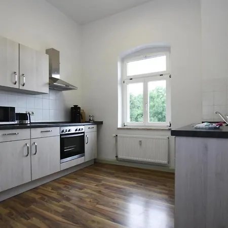 Askani, Appartement
